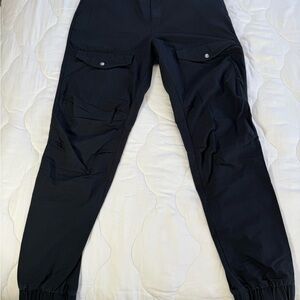 Men’s Jordan All-Black Cargo Pants - Size Medium (32) – Great Condition